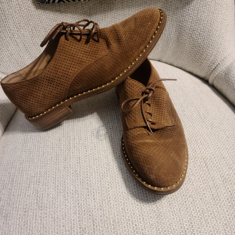 Colisee Brown Oxford Suede Shoes